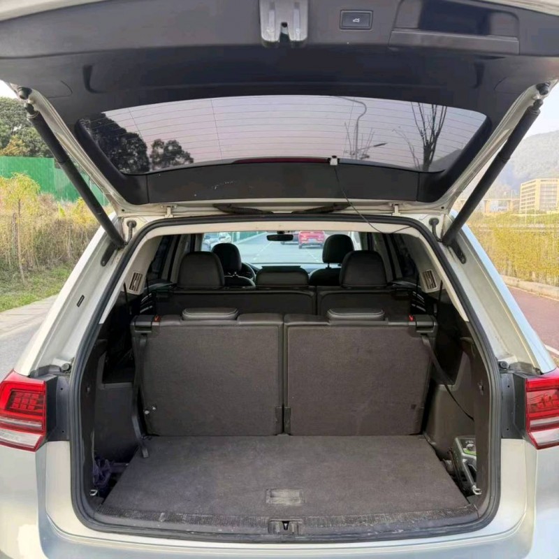 东莞18年大众途昂6