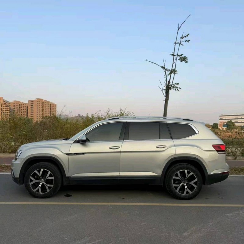 东莞18年大众途昂8