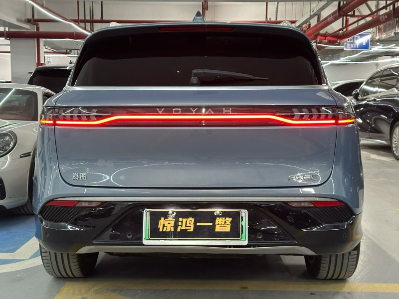 深圳23年岚图汽车FREE9