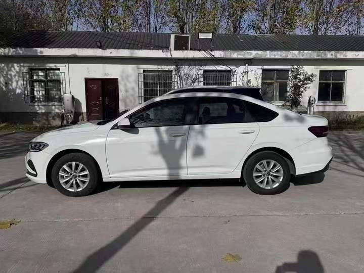 鹤壁23年大众朗逸6