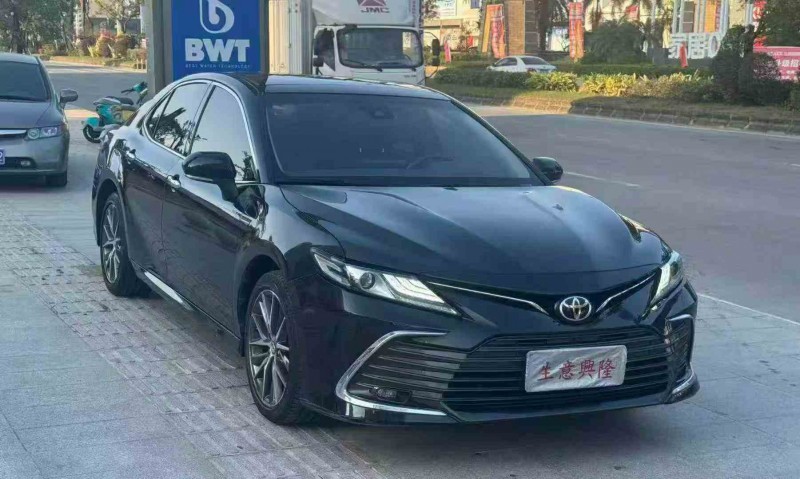 珠海22年丰田凯美瑞2