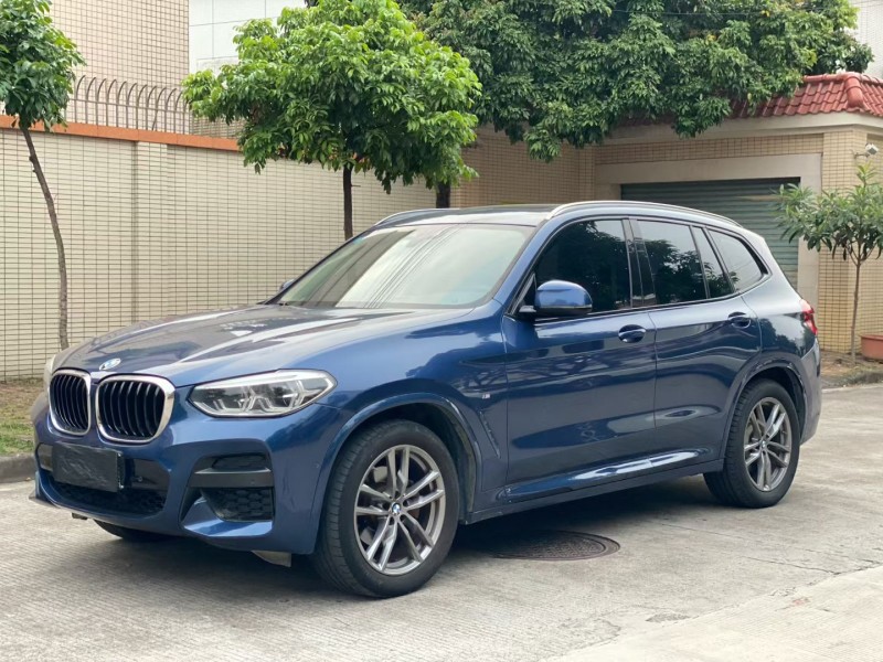 中山19年宝马X33