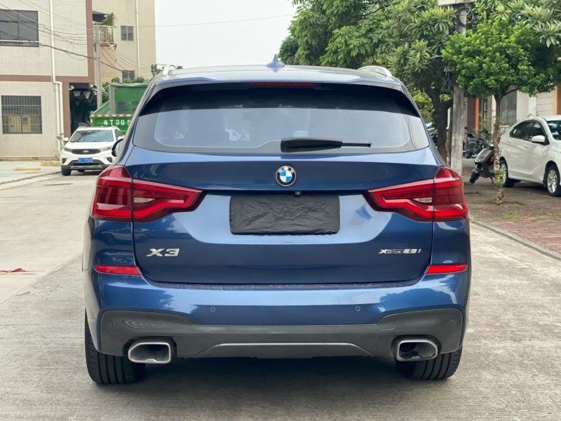 中山19年宝马X39