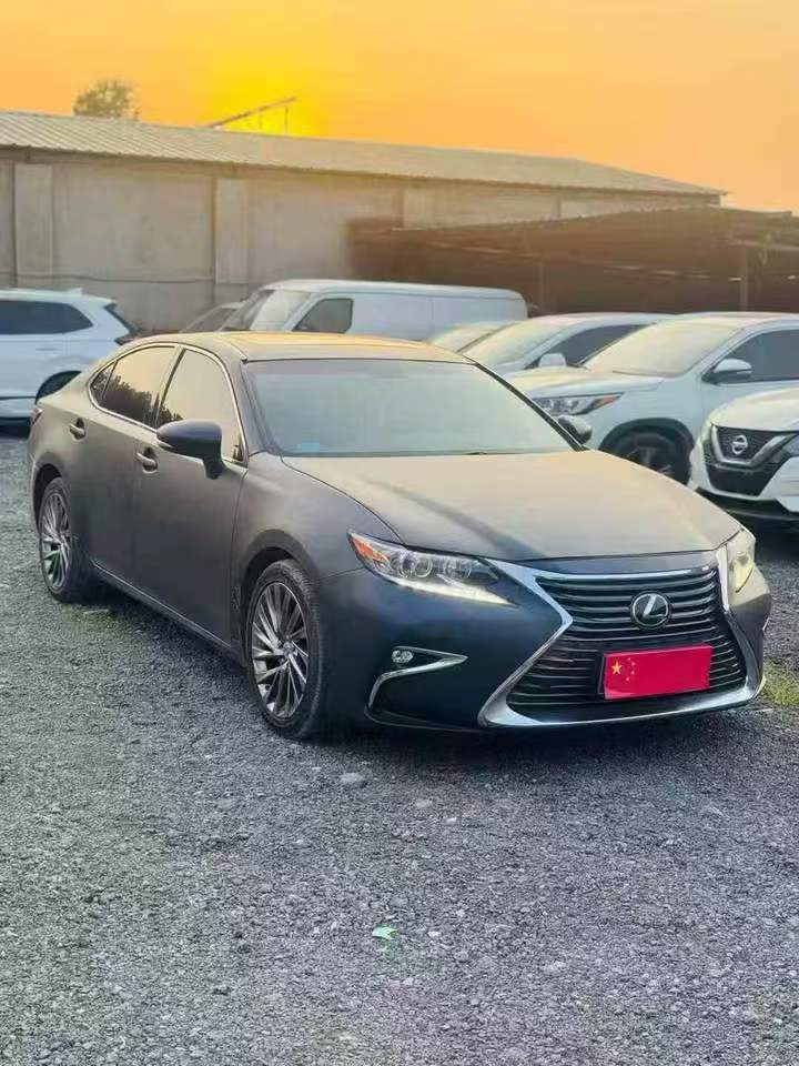 鹤壁16年雷克萨斯ES3