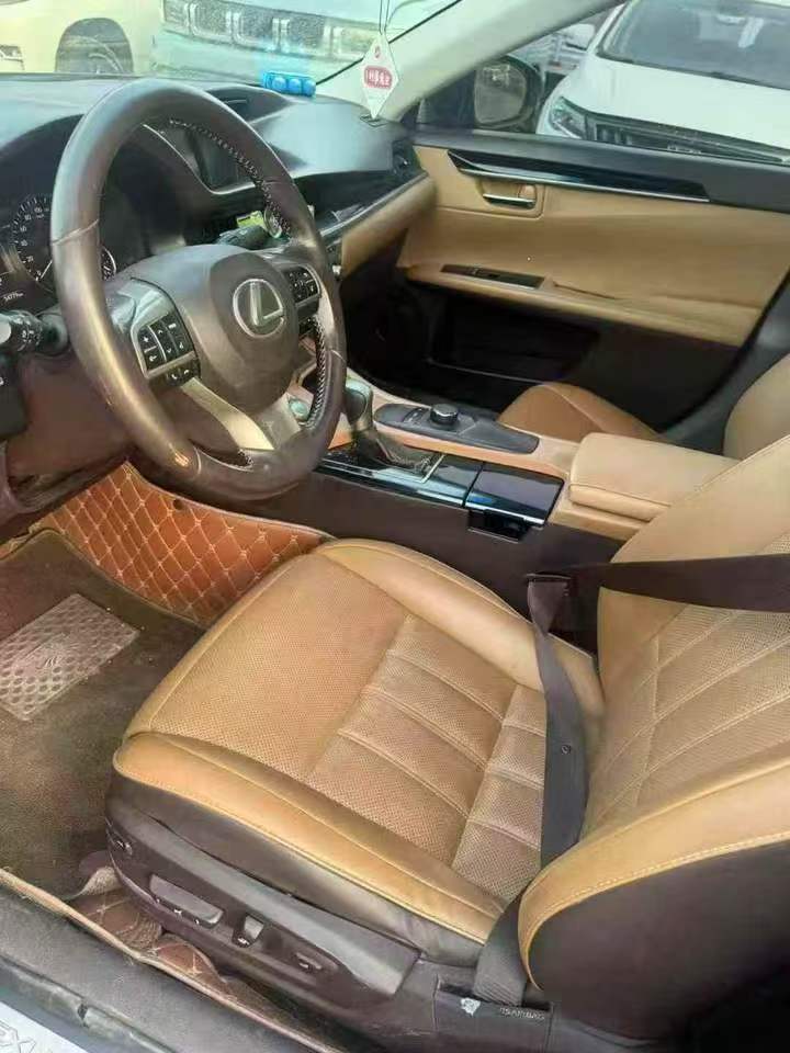 鹤壁16年雷克萨斯ES9