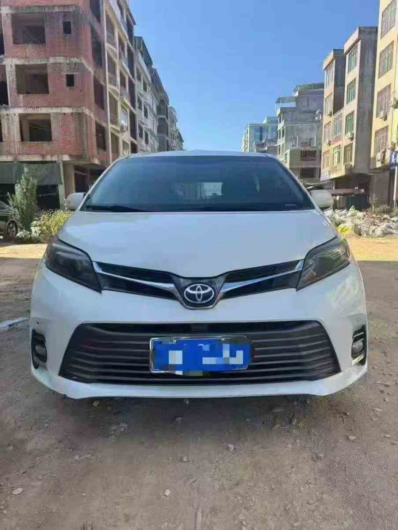 北海16年丰田塞纳1