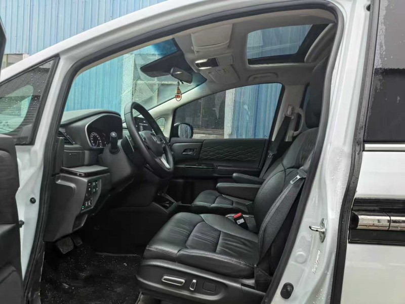 徐州24年本田艾力绅5