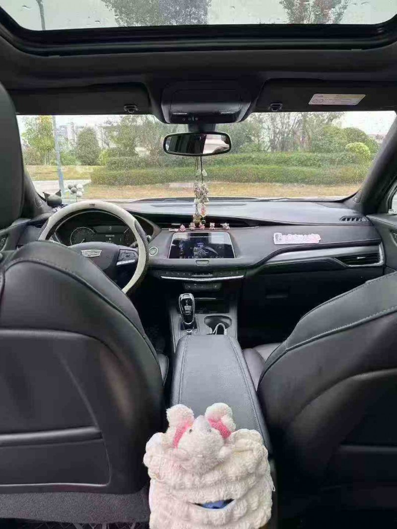 赣州21年凯迪拉克XT45