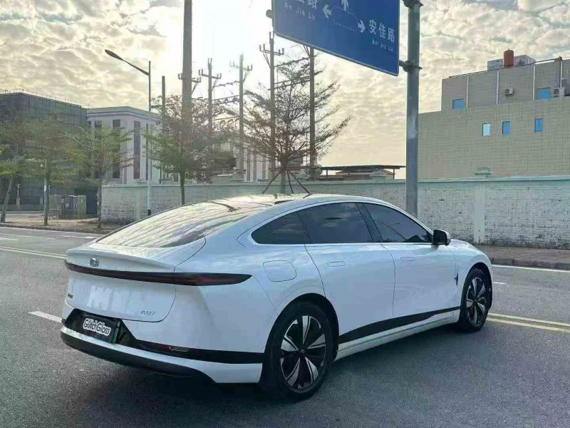 江门23年长安汽车启源8