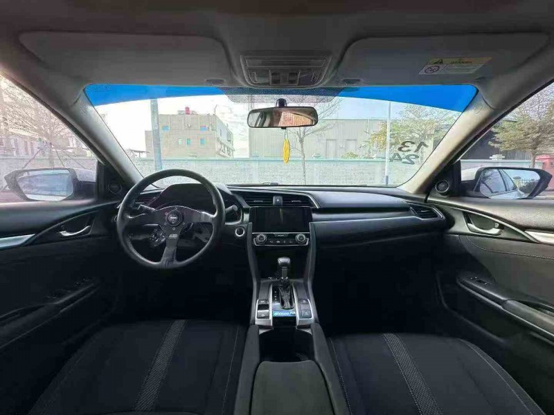 江门21年本田思域4