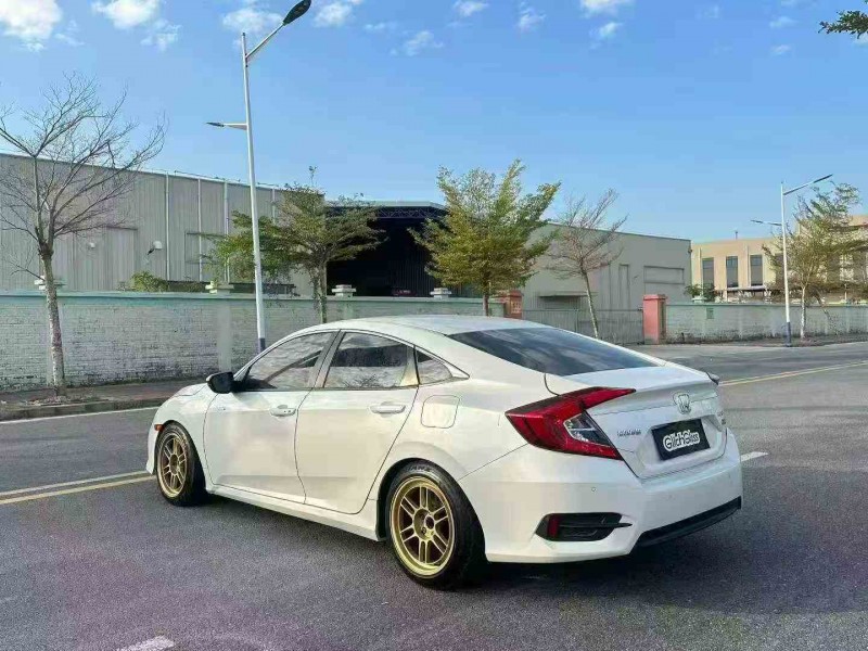 江门21年本田思域7