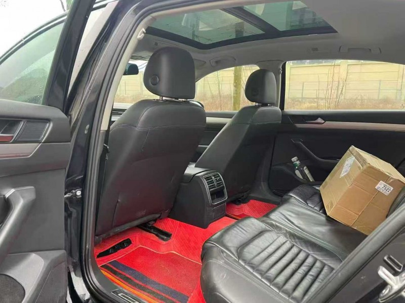 郑州17年大众迈腾7