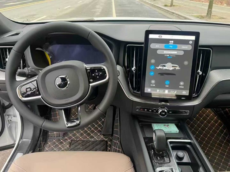 郑州26年沃尔沃XC608