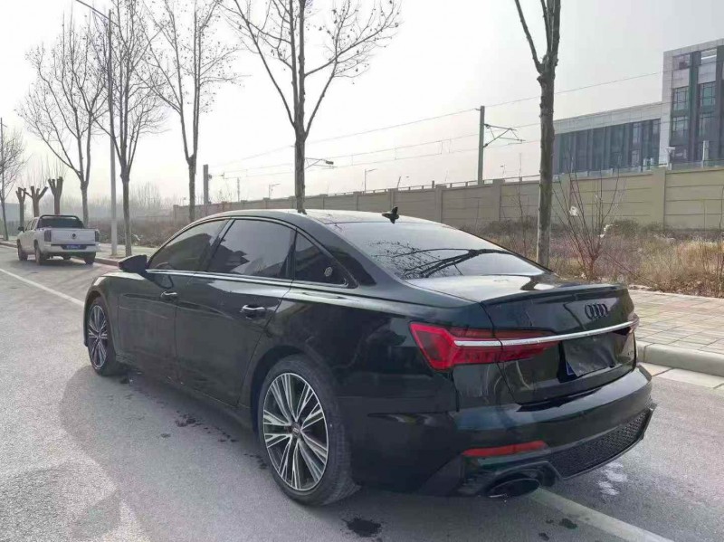 郑州21年奥迪A6L4