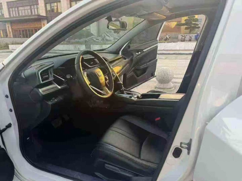 湛江21年本田思域4