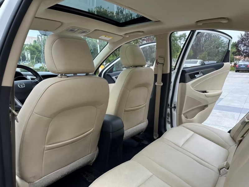 枣庄18年长安汽车逸动5