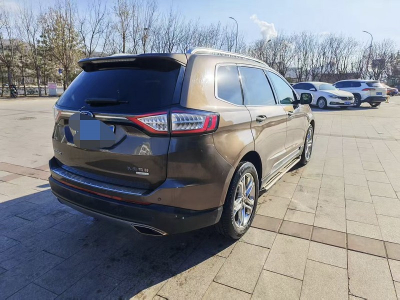 承德16年福特锐界8