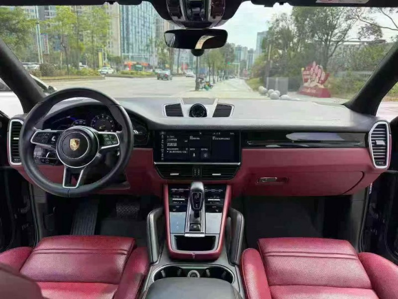 湛江18年保时捷卡宴4