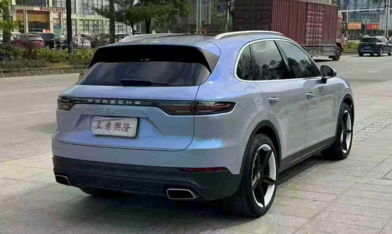 湛江18年保时捷卡宴9