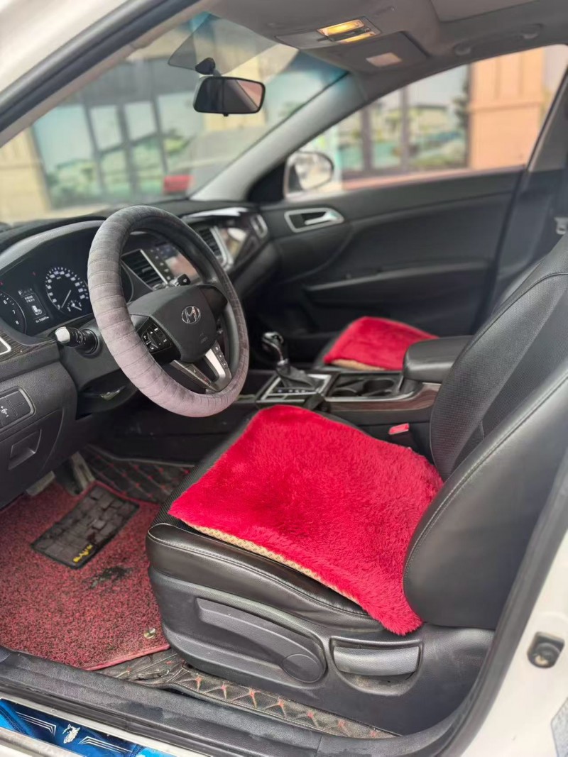 廊坊16年现代名图4