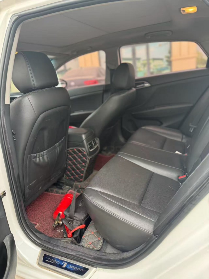 廊坊16年现代名图5