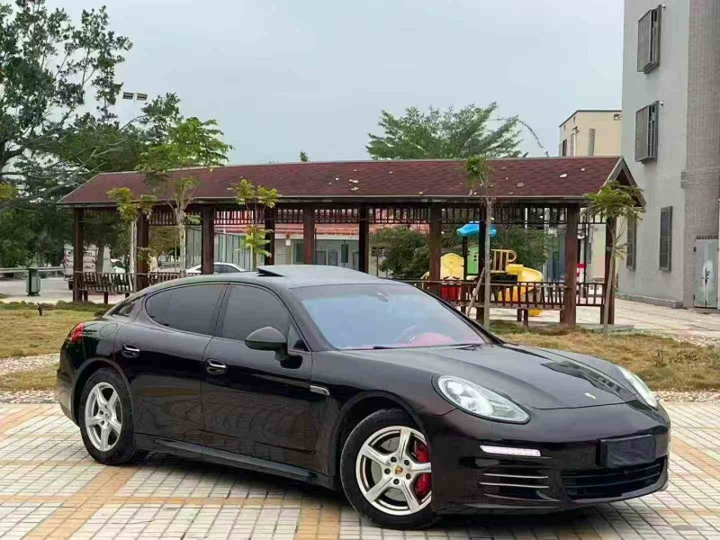 深圳14年保时捷帕拉梅拉3