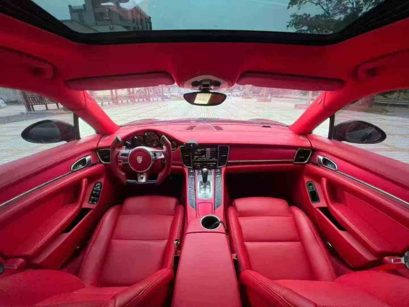 深圳14年保时捷帕拉梅拉7