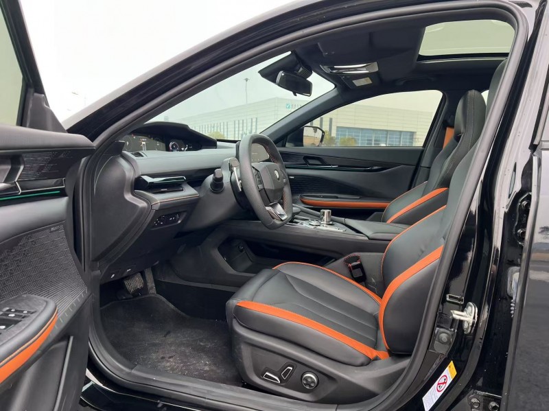 盐城23年长安汽车UNI4