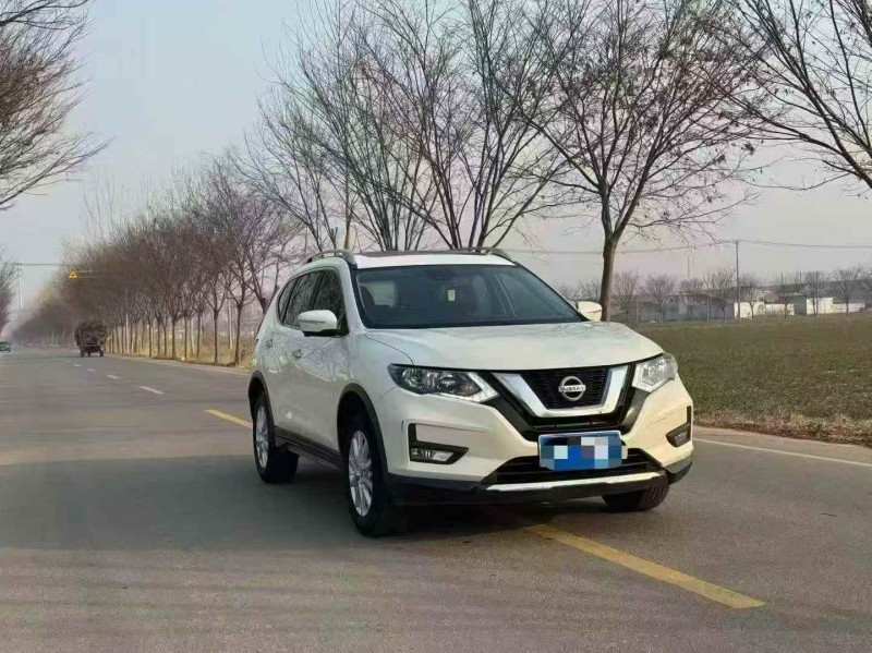 淮安19年日产奇骏2