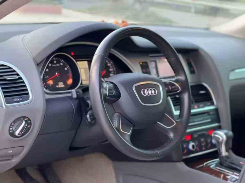 常州13年奥迪Q73