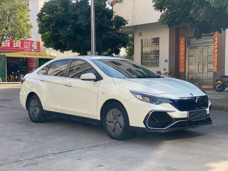 中山23年启辰D602