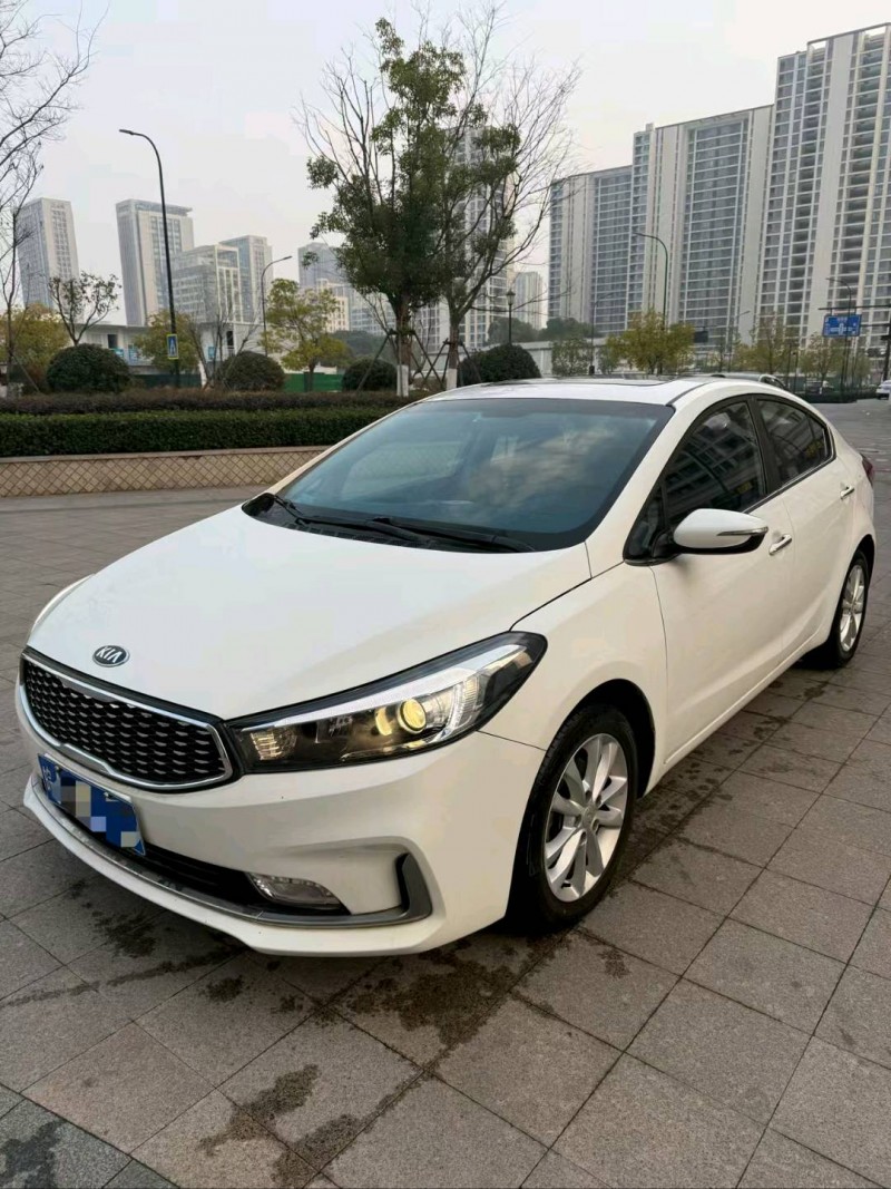 杭州17年起亚K33