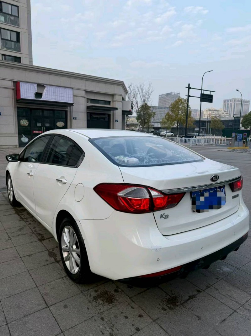 杭州17年起亚K38