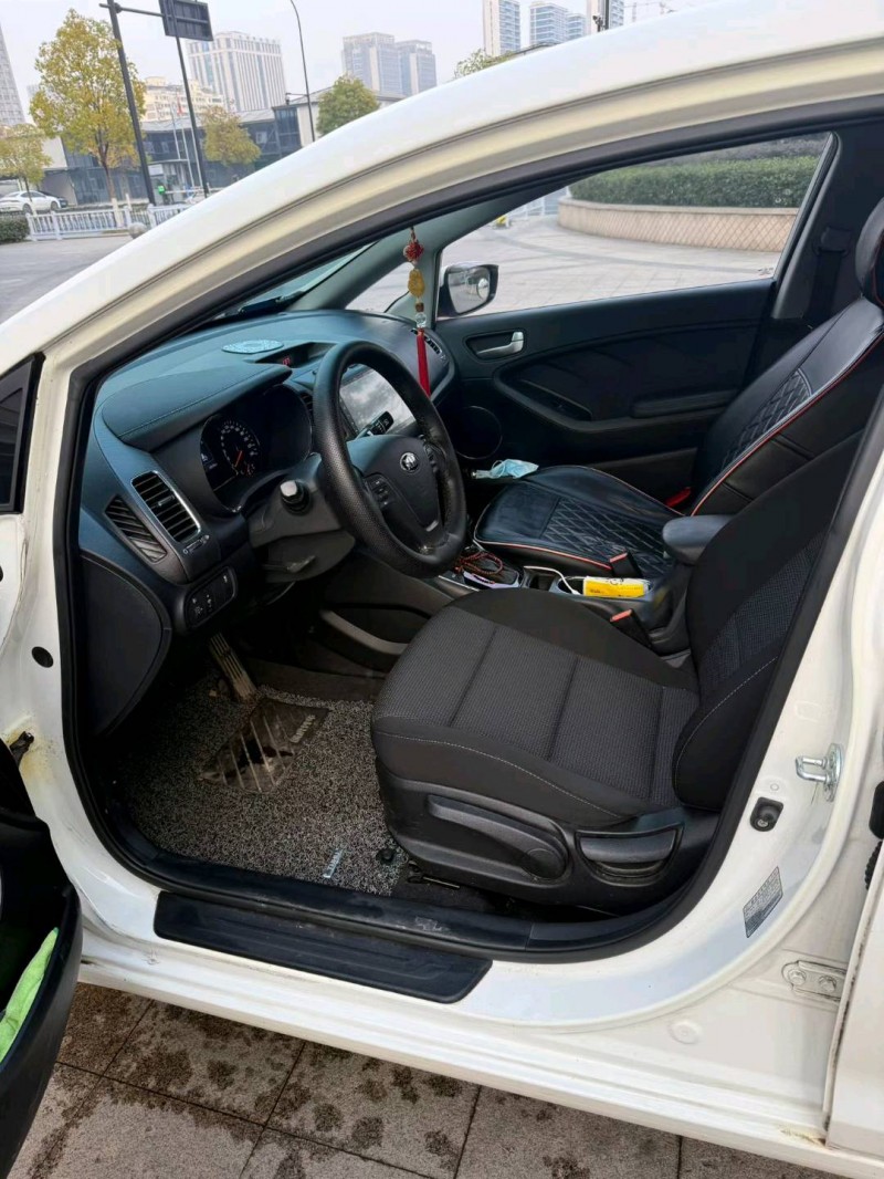 杭州17年起亚K39