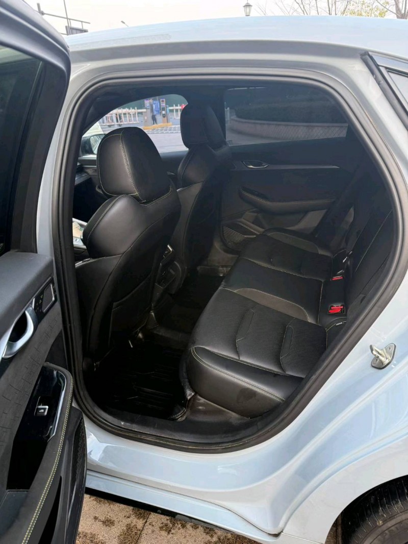 杭州22年吉利星瑞4