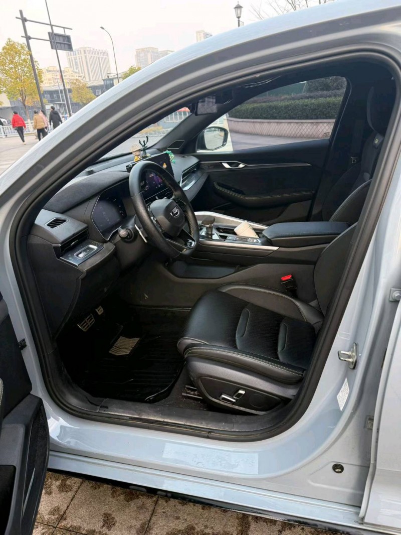 杭州22年吉利星瑞5