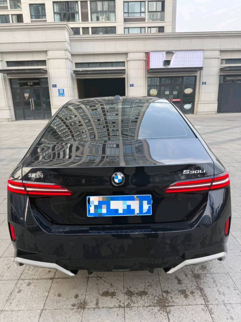 杭州24年宝马5系8