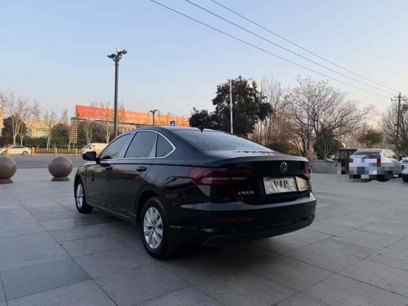 枣庄22年大众朗逸9