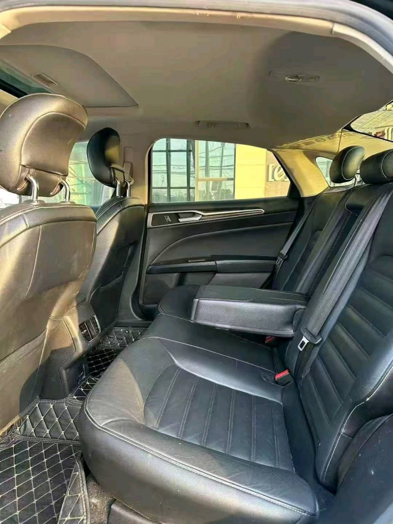 徐州17年福特蒙迪欧8