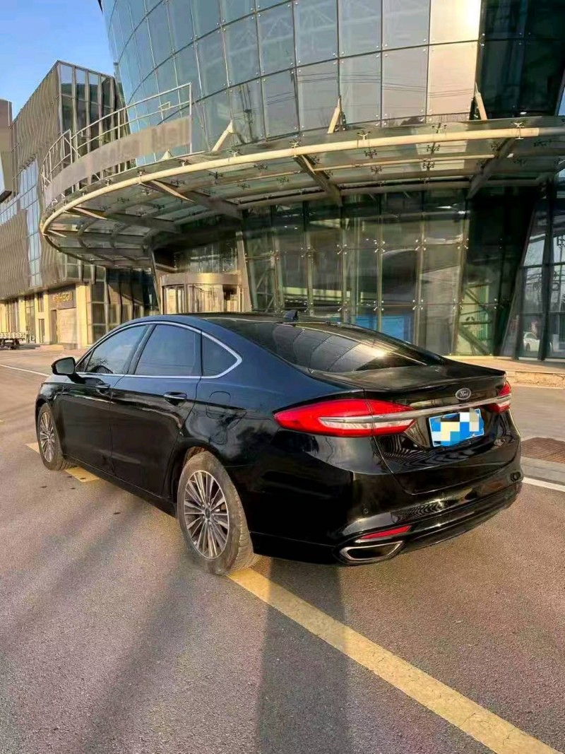 徐州17年福特蒙迪欧9