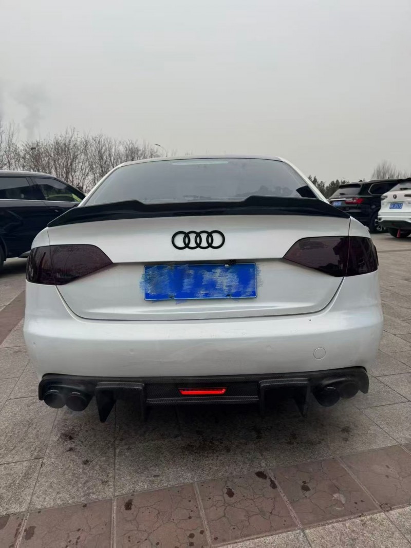 承德11年奥迪A4L9