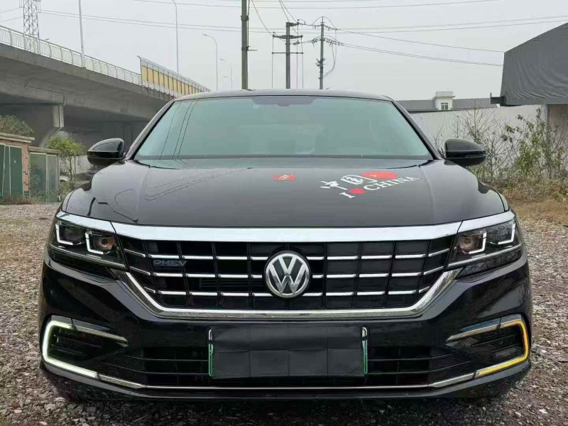 张家界19年大众帕萨特1