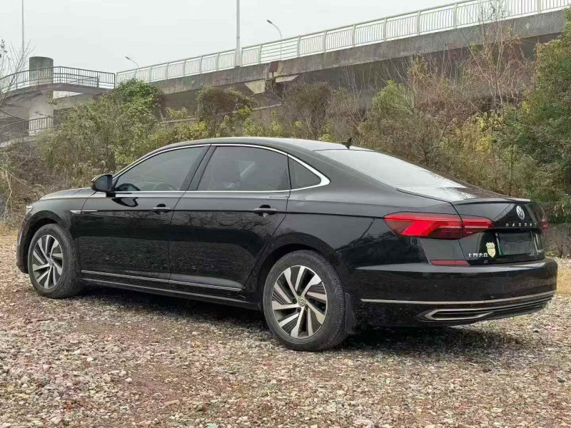 张家界19年大众帕萨特8