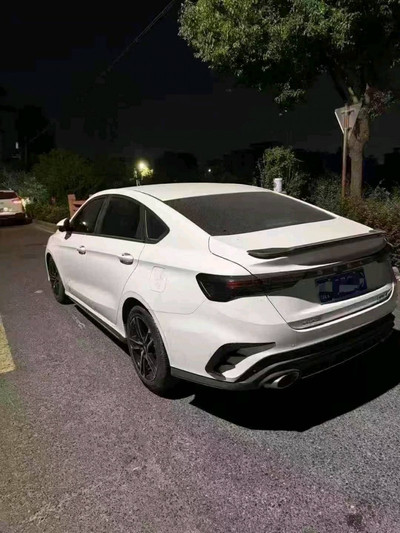 杭州23年吉利缤瑞7