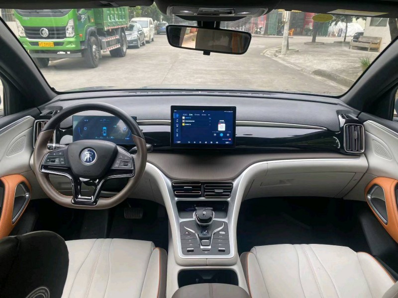 中山23年比亚迪宋4