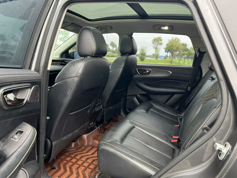 盐城22年荣威RX55