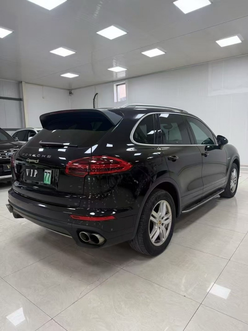 廊坊16年保时捷卡宴3