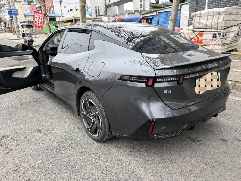 贵阳25年领克075