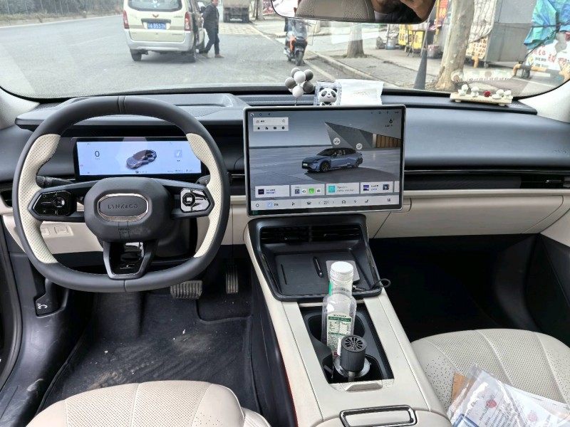 贵阳25年领克079