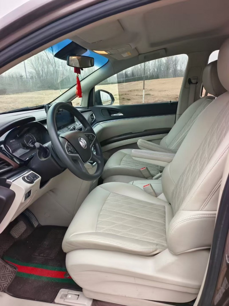 聊城23年别克GL84